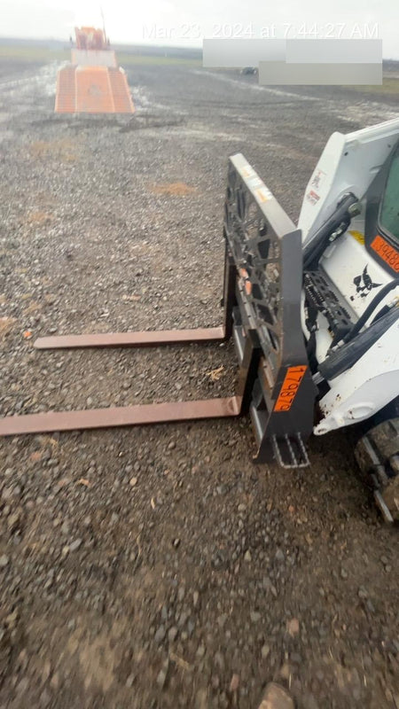 2021 PALADIN 48" Pallet Forks - Paladin