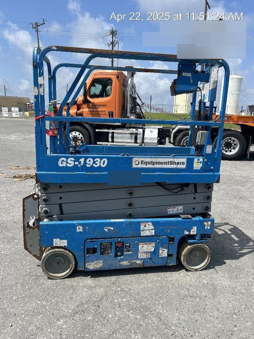 2019 Genie GS-1930 Fixed Rails with Chain Entry