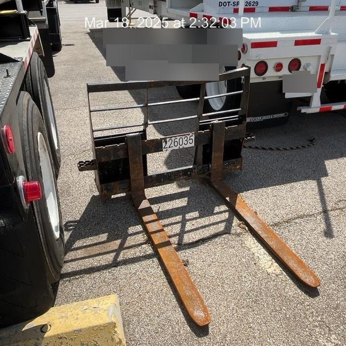 2022 ARROW MATERIAL HANDLING F5000