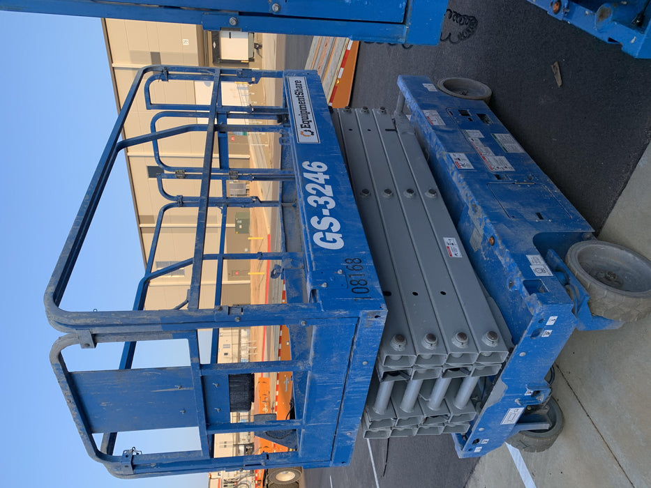 2020 Genie GS-3246 Standard, Folding full height swing gate