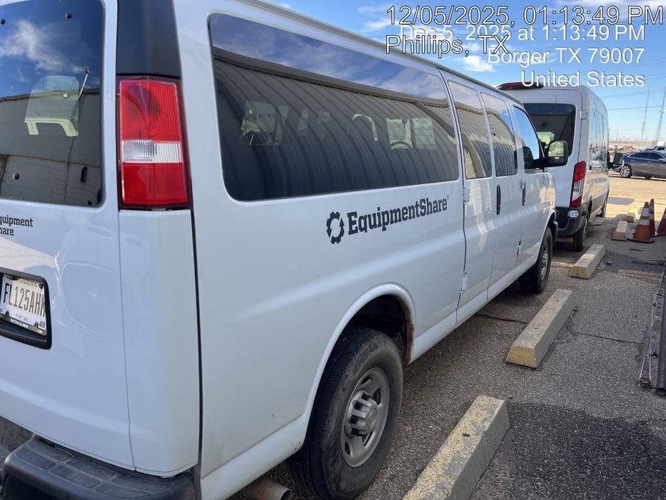 2024 CHEVROLET Express Van - Rental