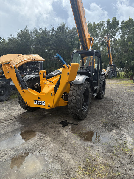 2026 JCB 510-56