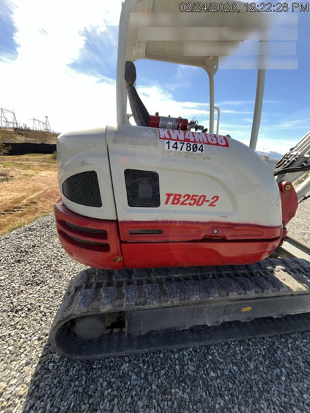 2021 TAKEUCHI TB250-2