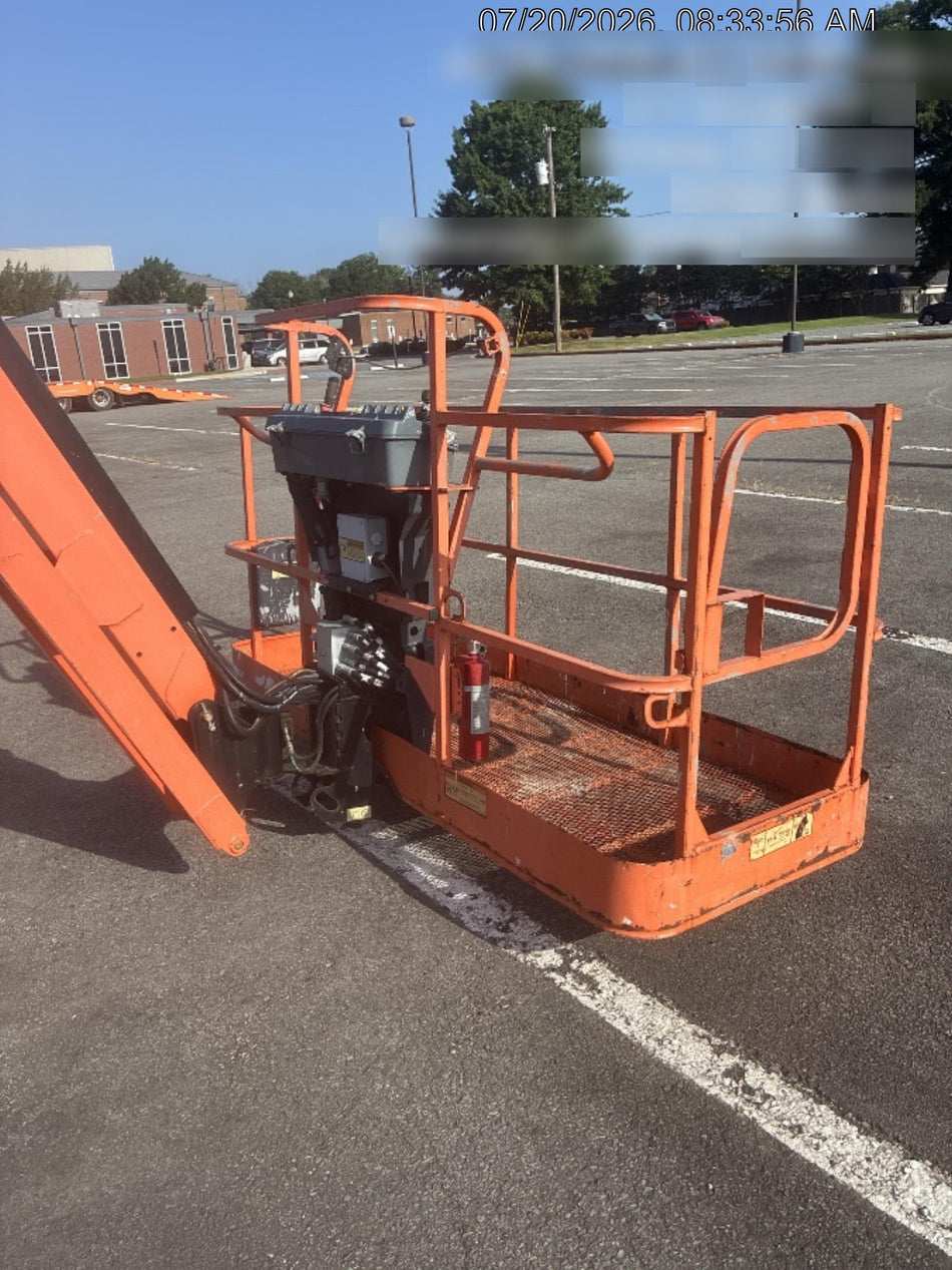 2020 JLG 800AJ