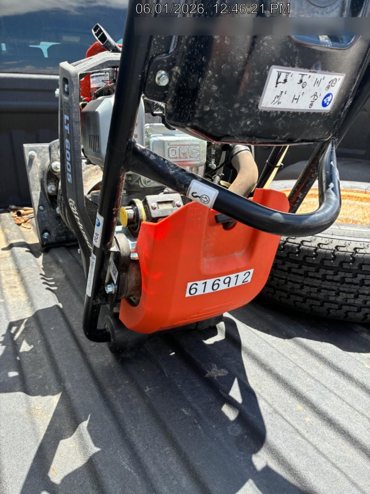 2025 HUSQVARNA LT6005