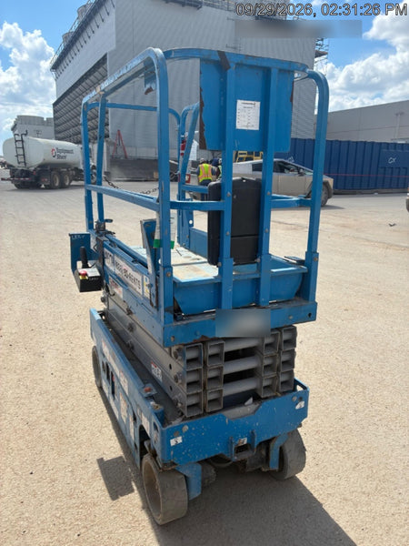 2019 Genie GS-1930 Fixed rails with chain Entry