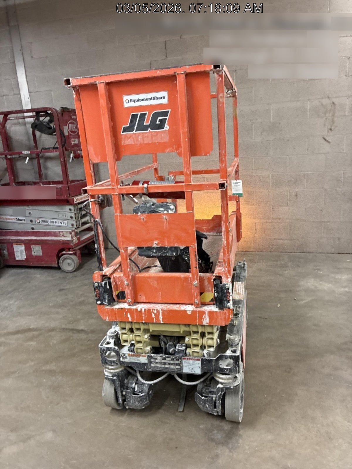 2022 JLG ES1330L