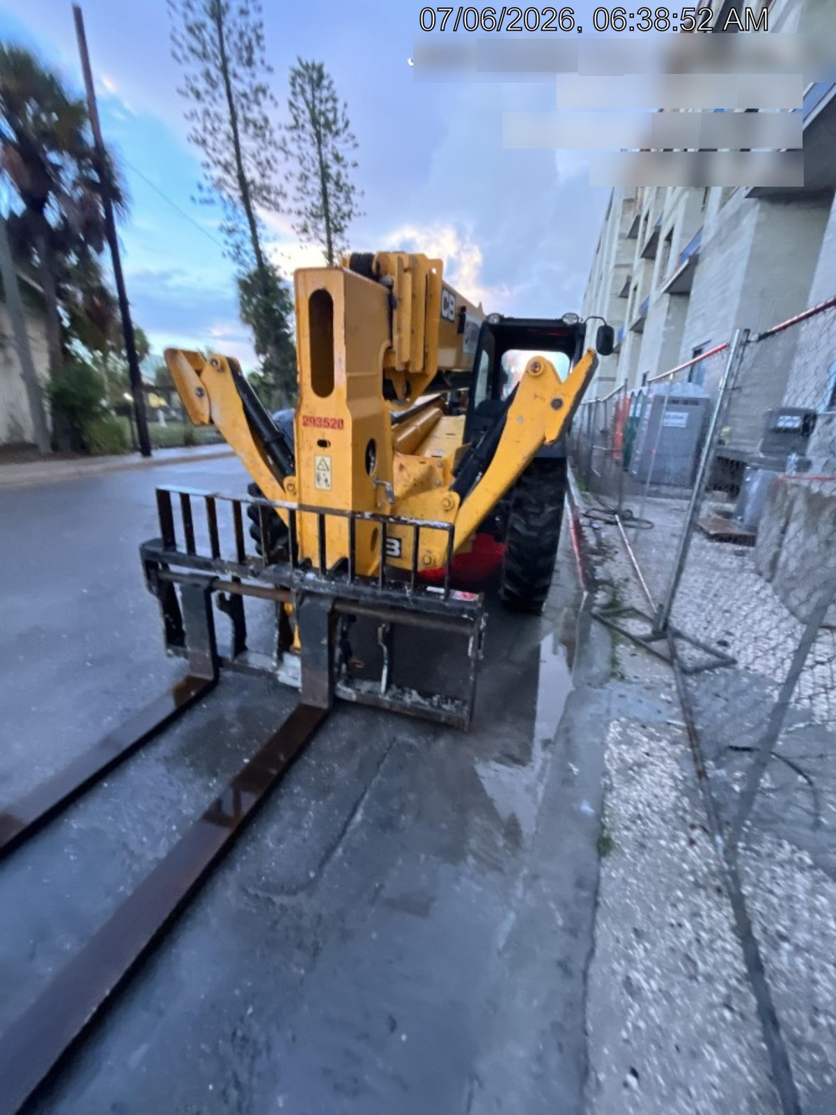 2023 JCB 510-56