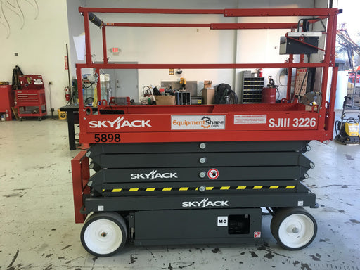 2017 Skyjack SJIII-3226 Skyjack SJ3226, Trojan Battery Set, Extended Warranty 5yr/5k hr
