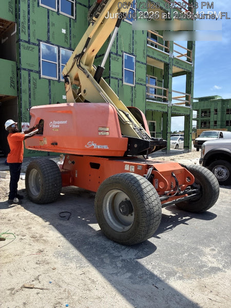 2022 JLG 660SJ
