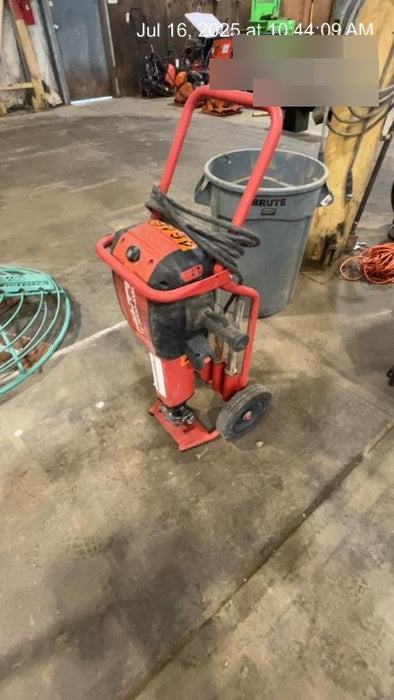 2019 HILTI TE 3000-AVR