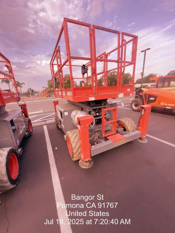 2025 JLG 519