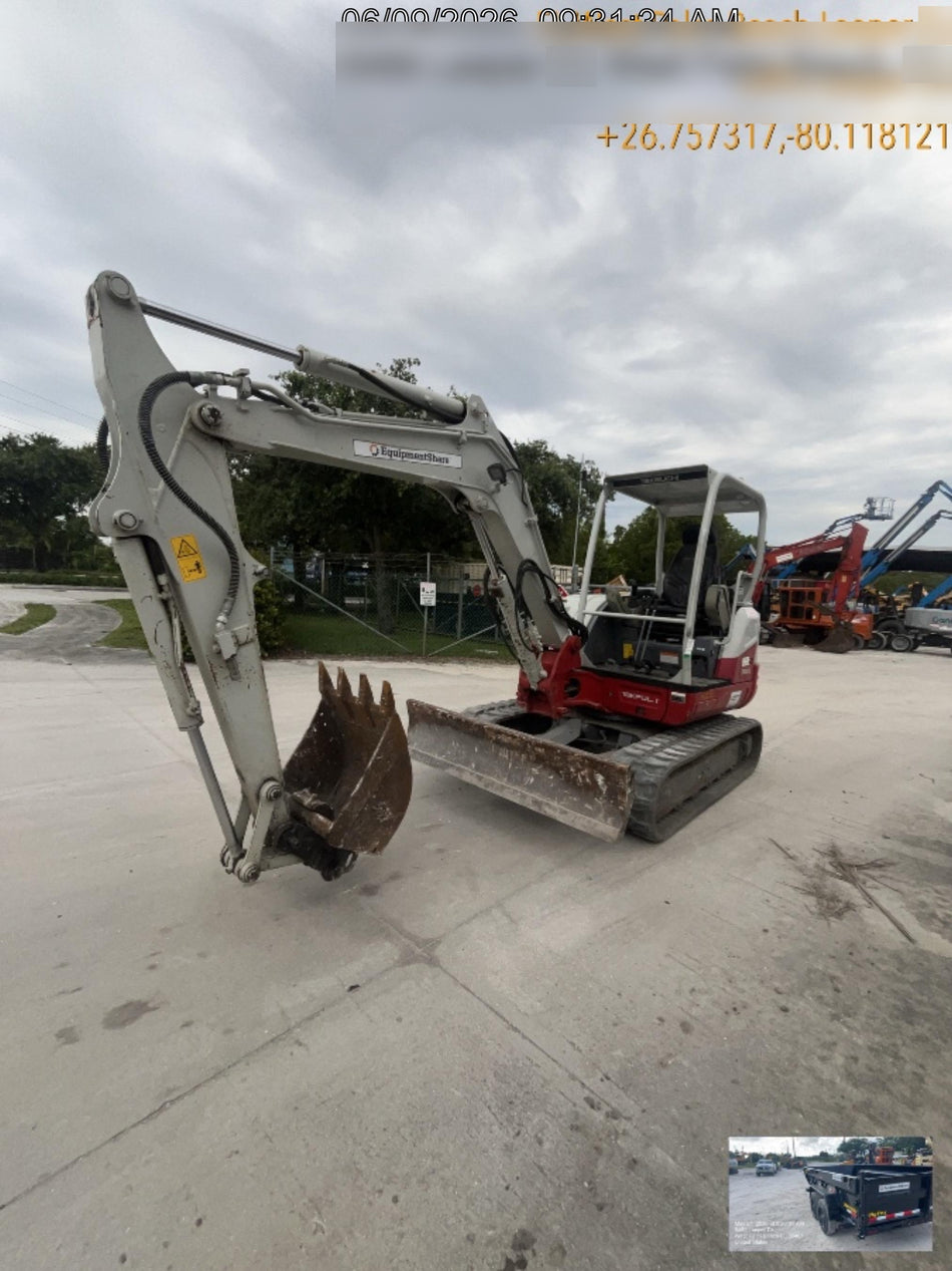 2023 TAKEUCHI TB250-2R