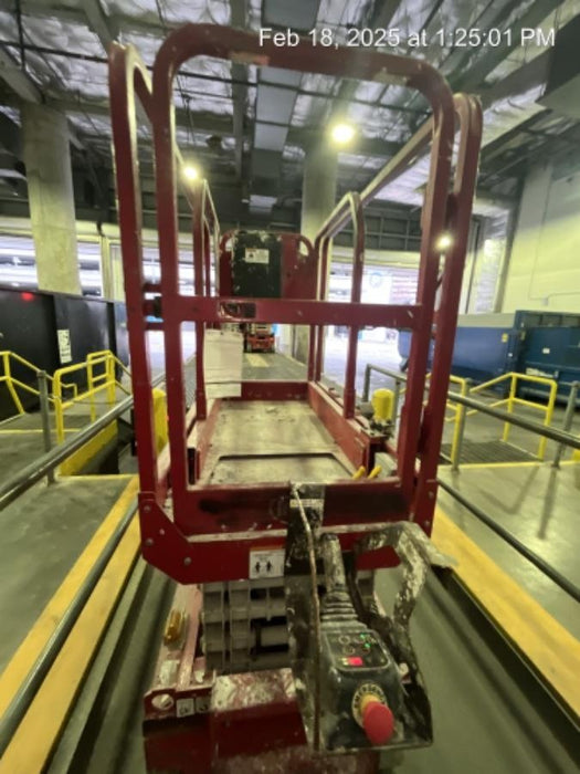 2017 MEC 1330SE 13' Scissor Lift w/2 Year Extended Full Warranty