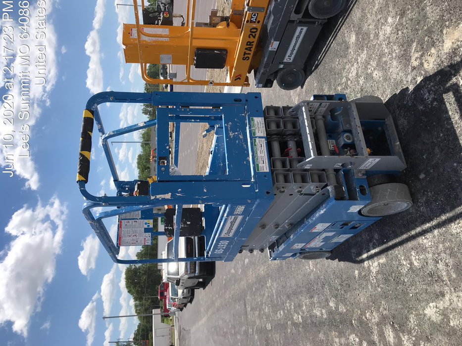 2020 Genie GS-1930 Solid Non Marking Tires, Beacon, Folding rails with half height swing gate