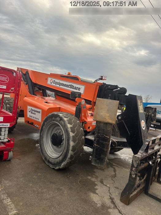 2020 Skytrak 10054 74 Hp, Cab/Heat/Air, FF Tires, Work Lights, Beacon, Aux Hydraulics, Back up Alarm, Lifting Eye, ES Decals