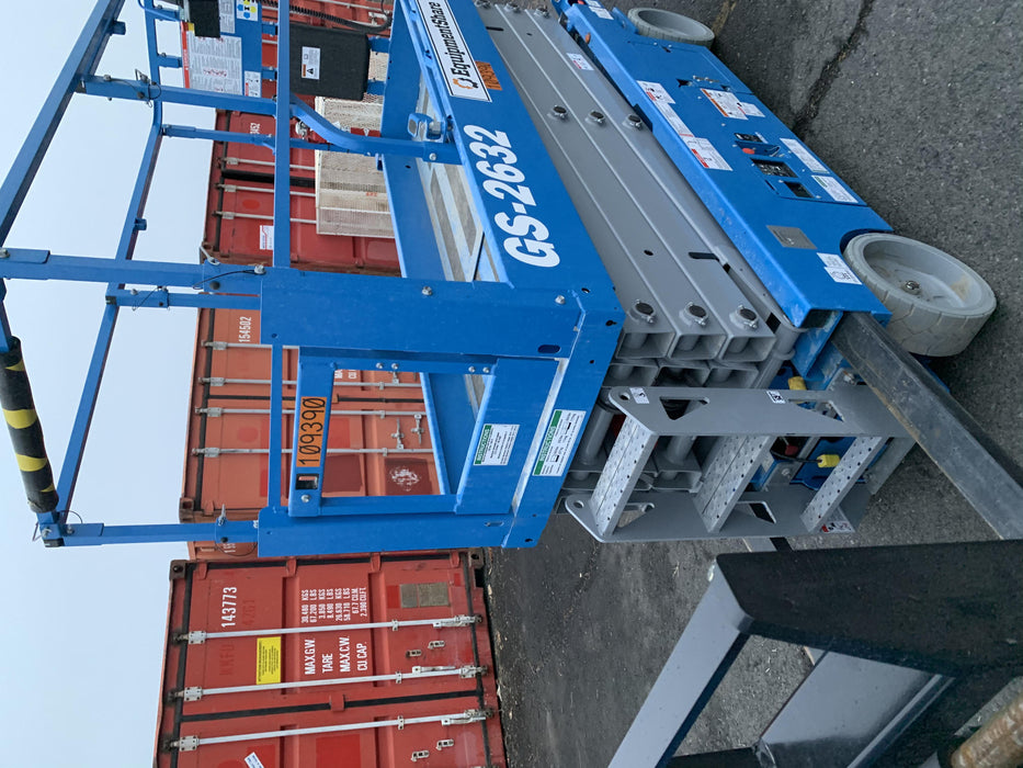 2020 Genie GS-2632 Solid NM Tires, Folding Rails with Half-Height Swing Gate, Beacon, 800W Invertor