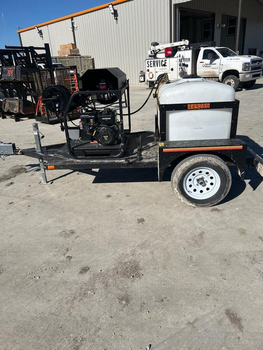 2025 MI-T-M AW-9000-0005 / DHG-4004-B0V6G