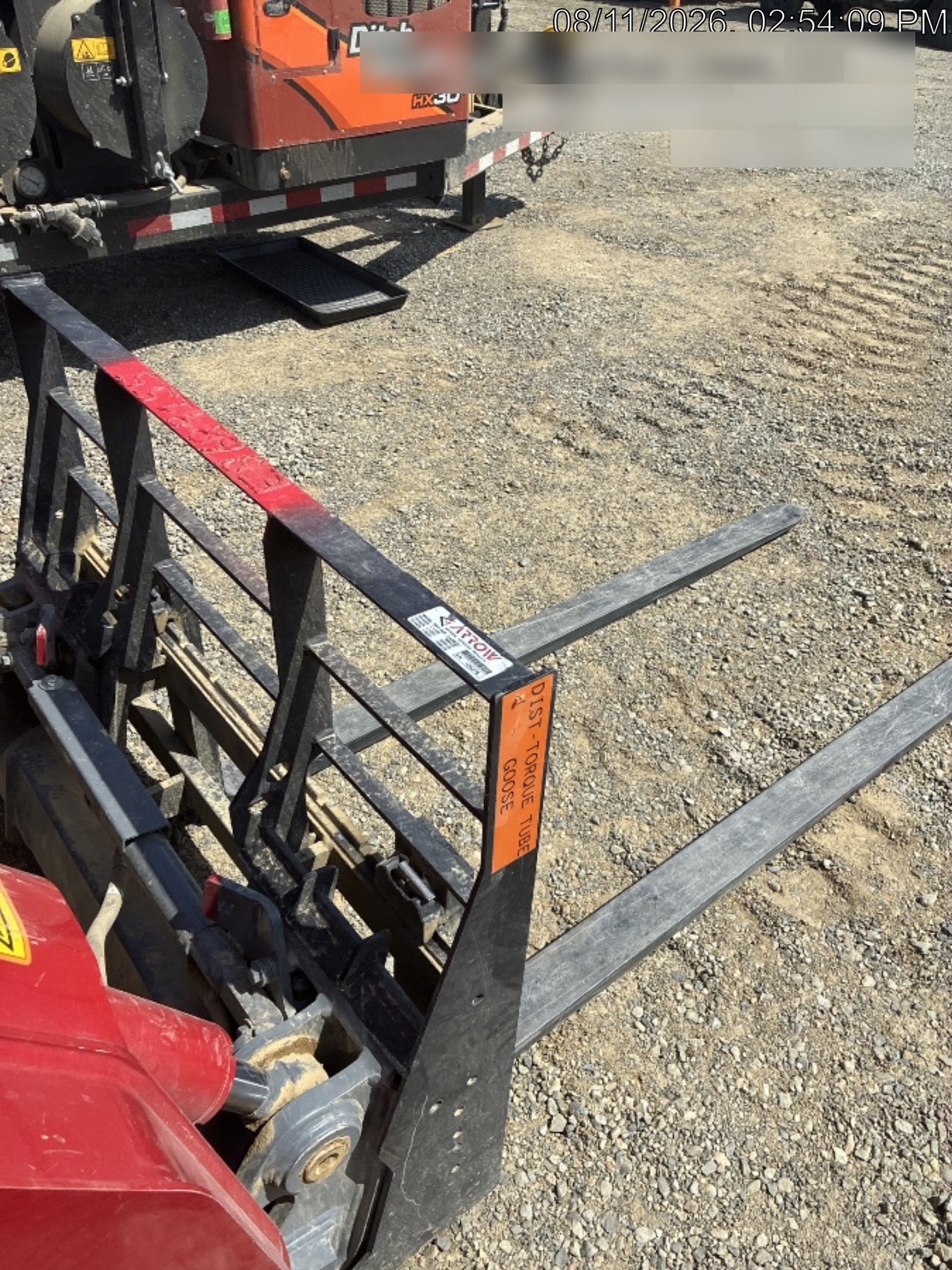 2026 ARROW MATERIAL HANDLING 72" Pallet Forks - Arrow