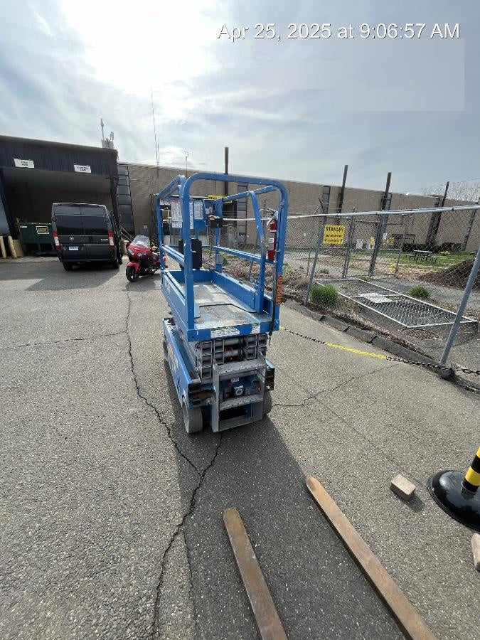 2020 Genie GS-1930 Fixed rails with chain entry gate - Pre A92.20
