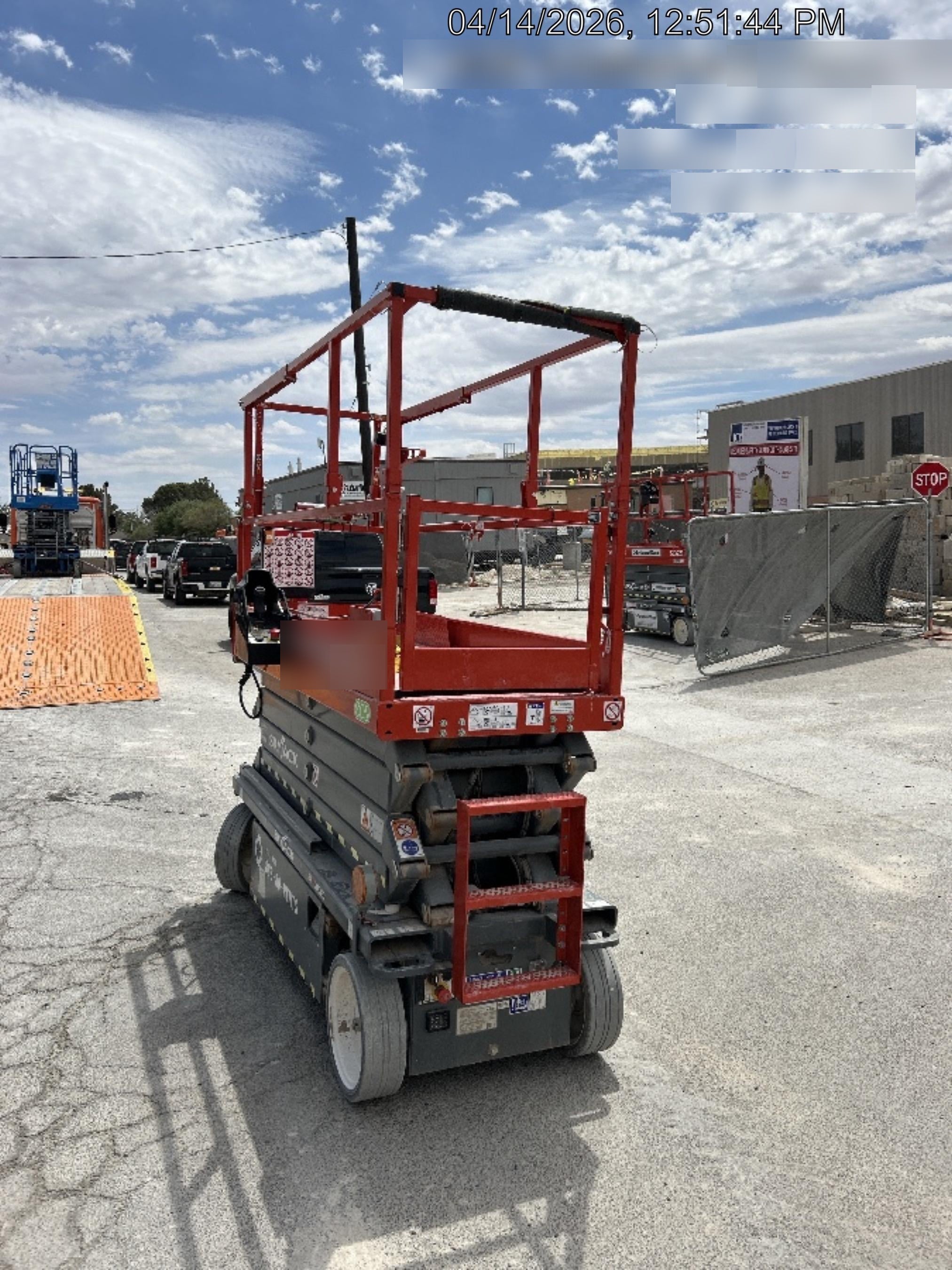 2025 SKYJACK SJ3226