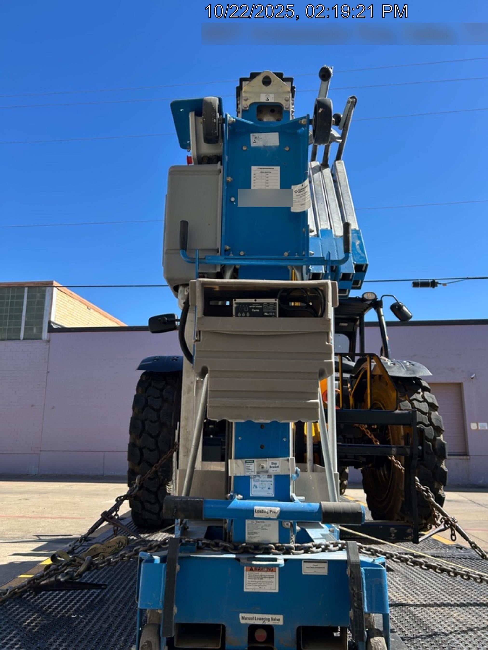2019 GENIE AWP-30S