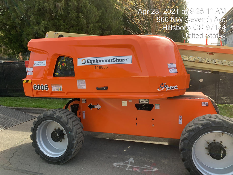 2021 JLG 600S