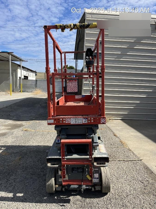 2020 Skyjack SJIII-3219 Solid NM Tires, Half height spring hinged entry gate, Dual Beacons, 800W Inverter