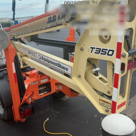 2022 JLG T350