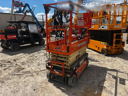 2021 JLG ES1932