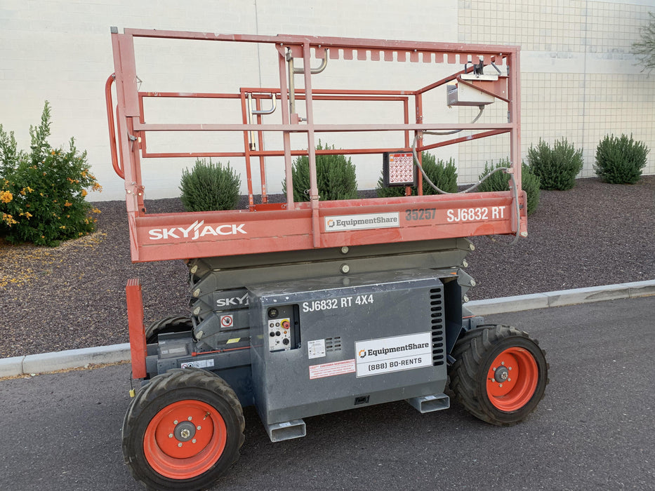 2019 SKYJACK SJ6832 RT