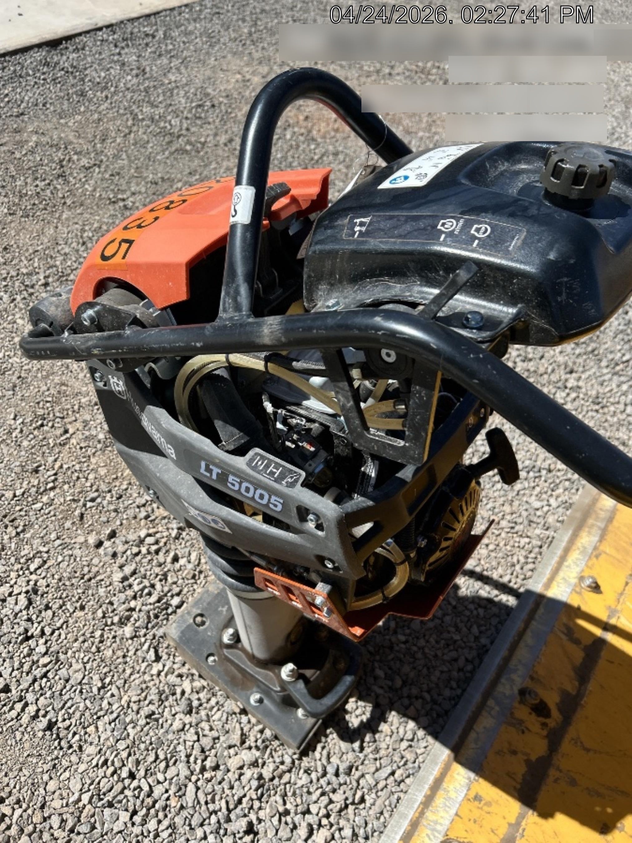 2025 HUSQVARNA LT5005