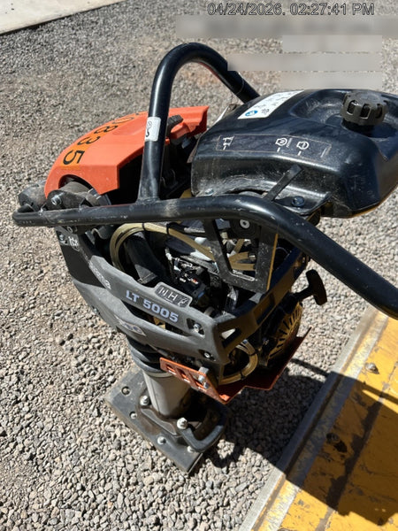 2025 HUSQVARNA LT5005