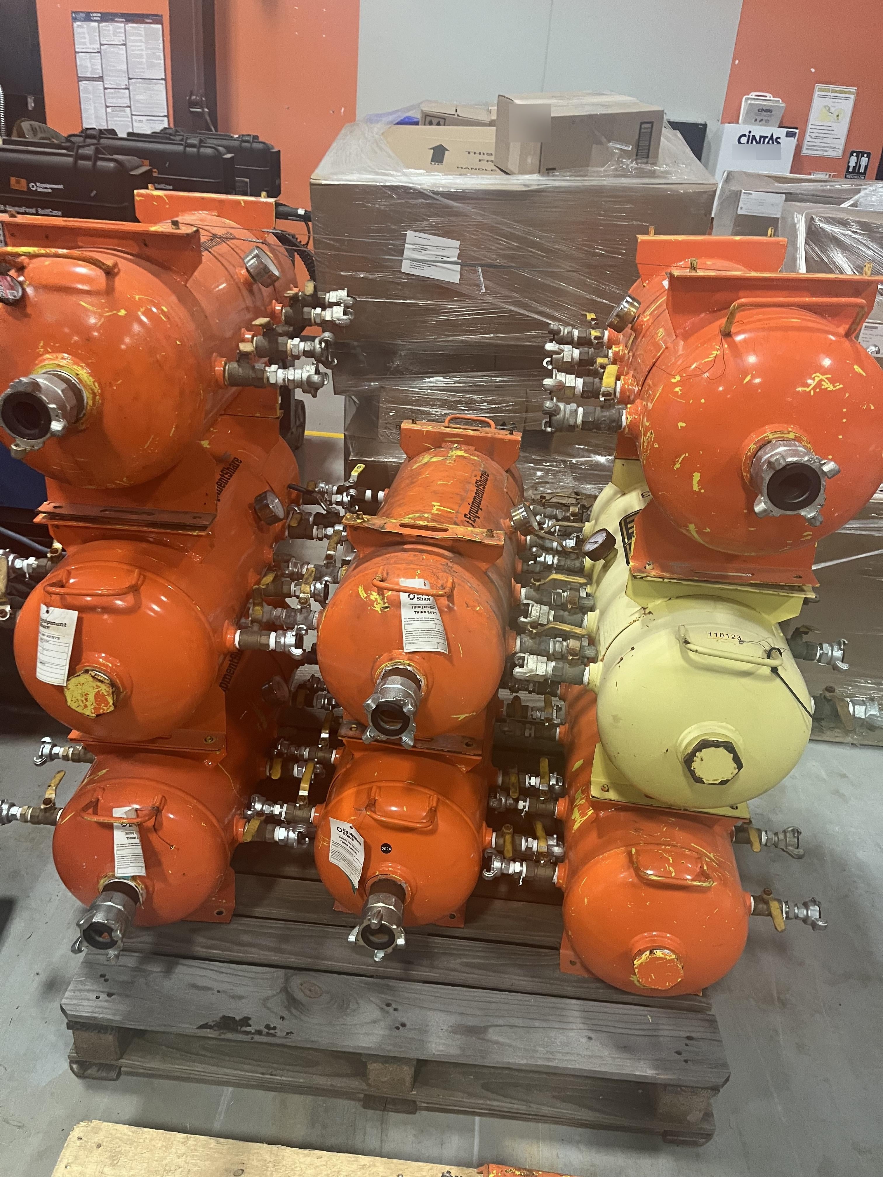 2022 MICHIGAN PNEUMATIC HV-15G-8P-ES-TRACKER