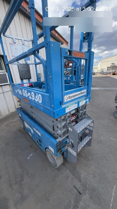 2020 Genie GS-1930 Solid Non Marking Tires, Beacon, Folding rails with half height swing gate, 800W Inverter