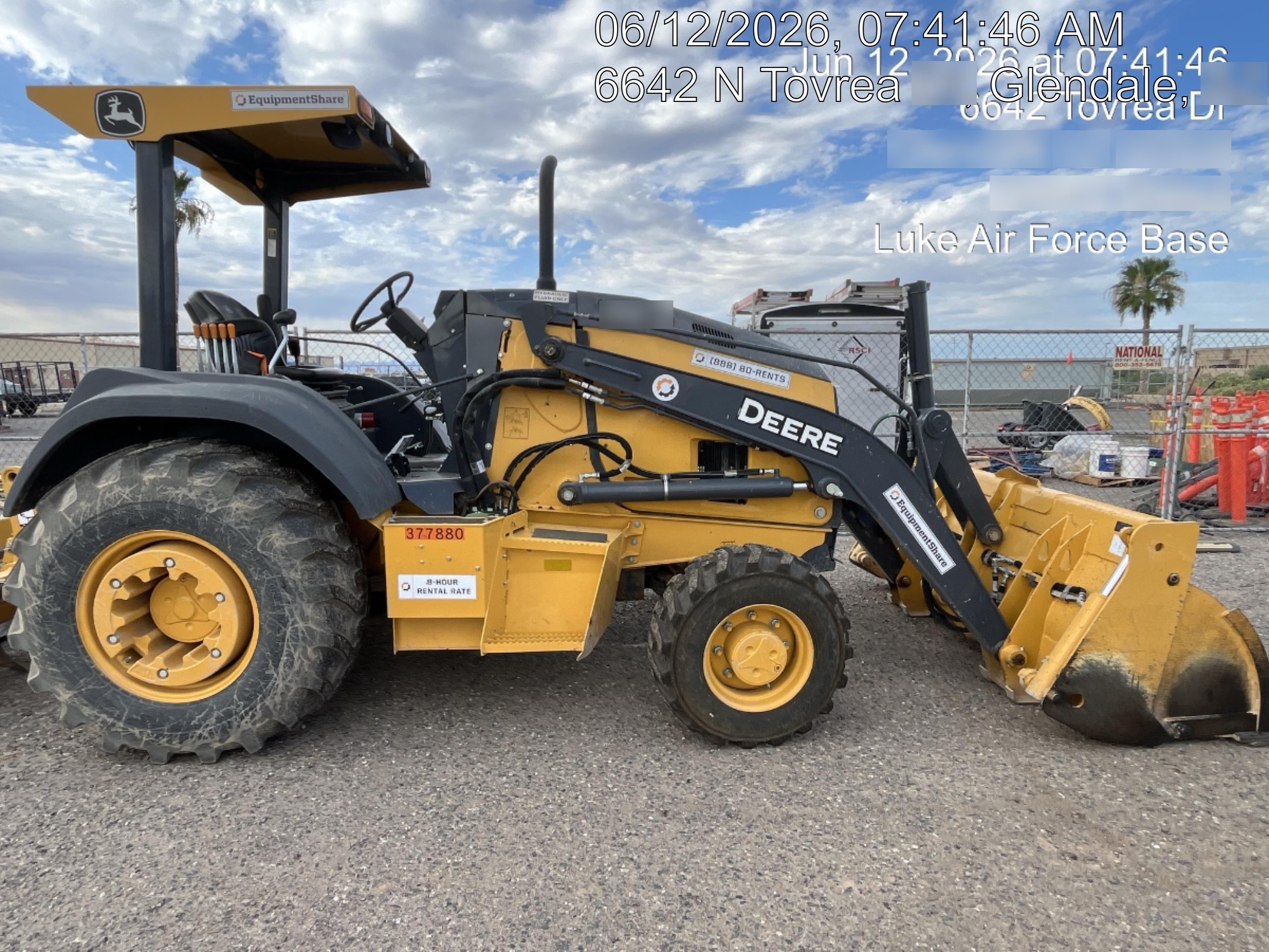 2022 Case 221F Cab/Heat/Air, CWK, Hydraulic Coupler, LED Worklights