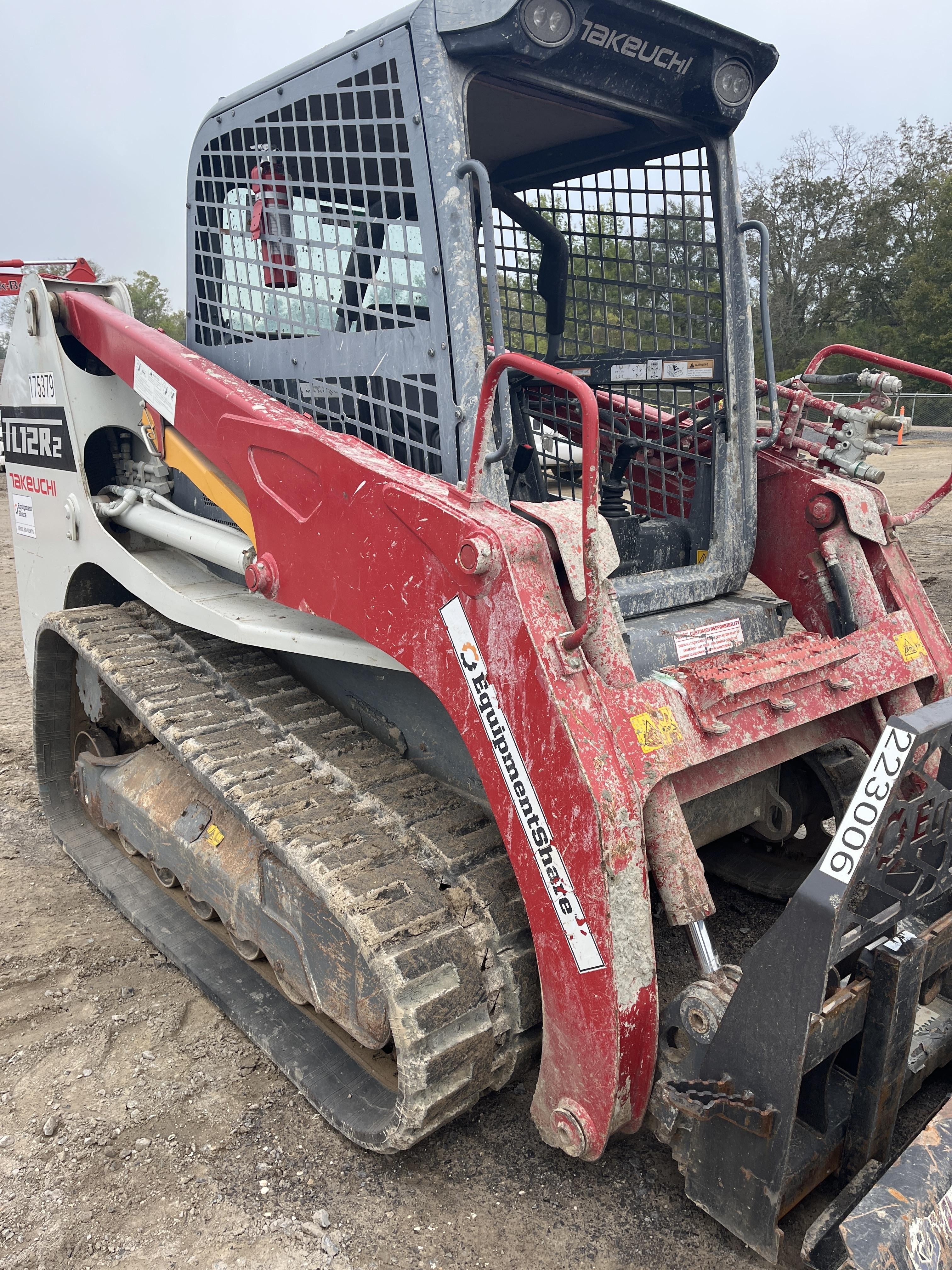2020 EMKAY 48" Pallet Forks - Emkay