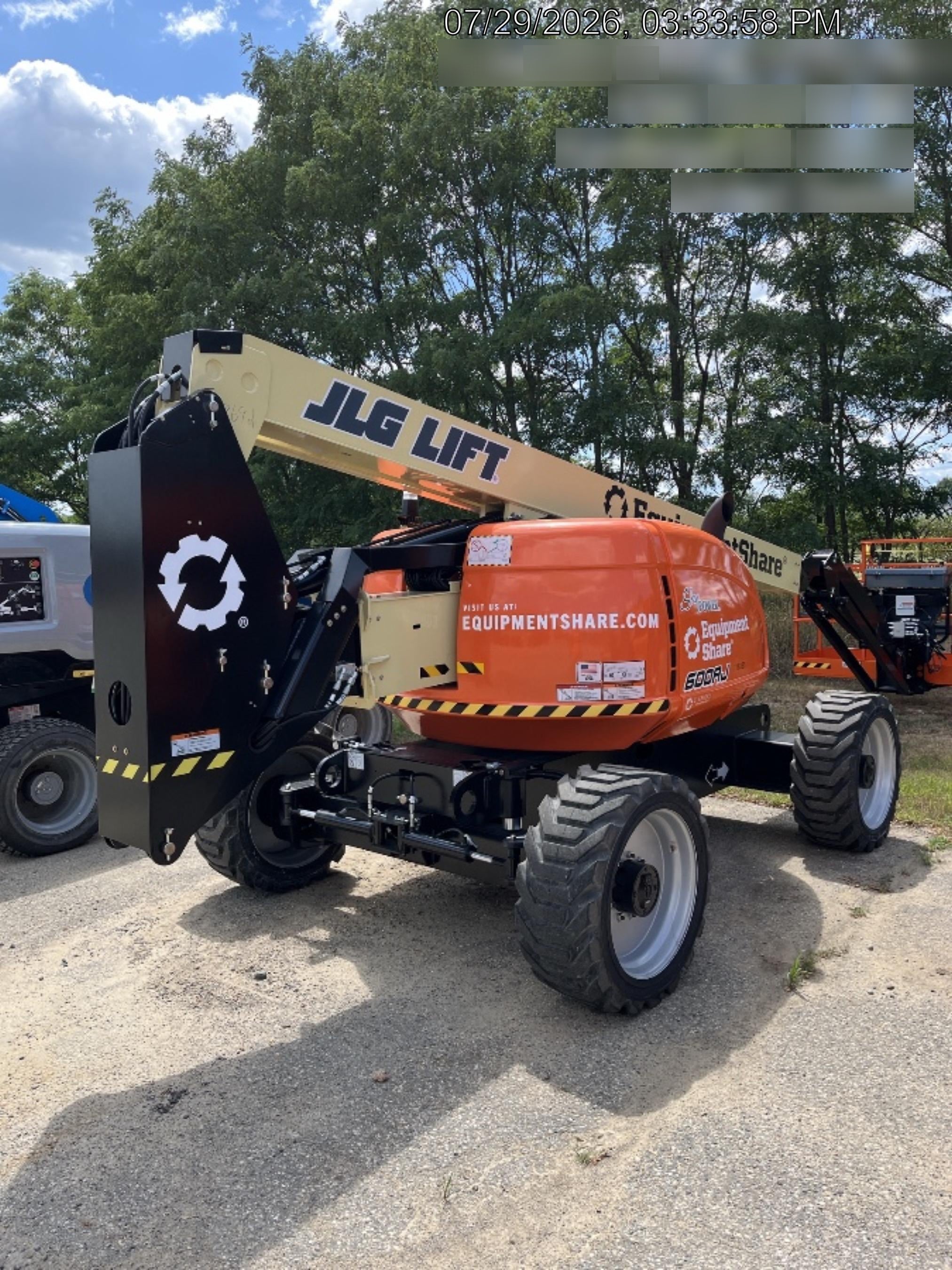 2026 JLG 600AJ