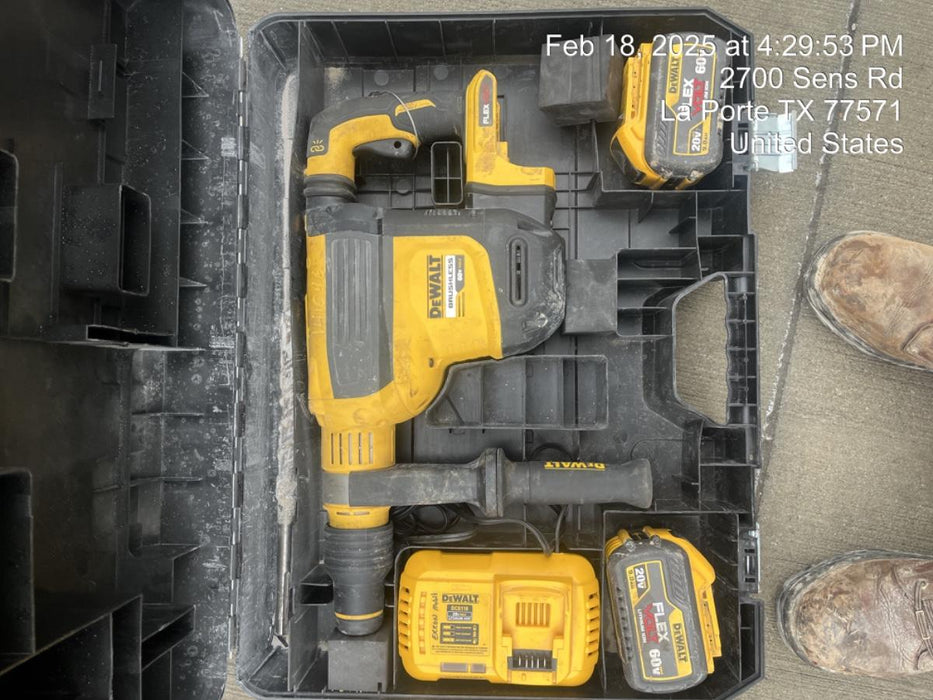 2021 DEWALT DCH614X2