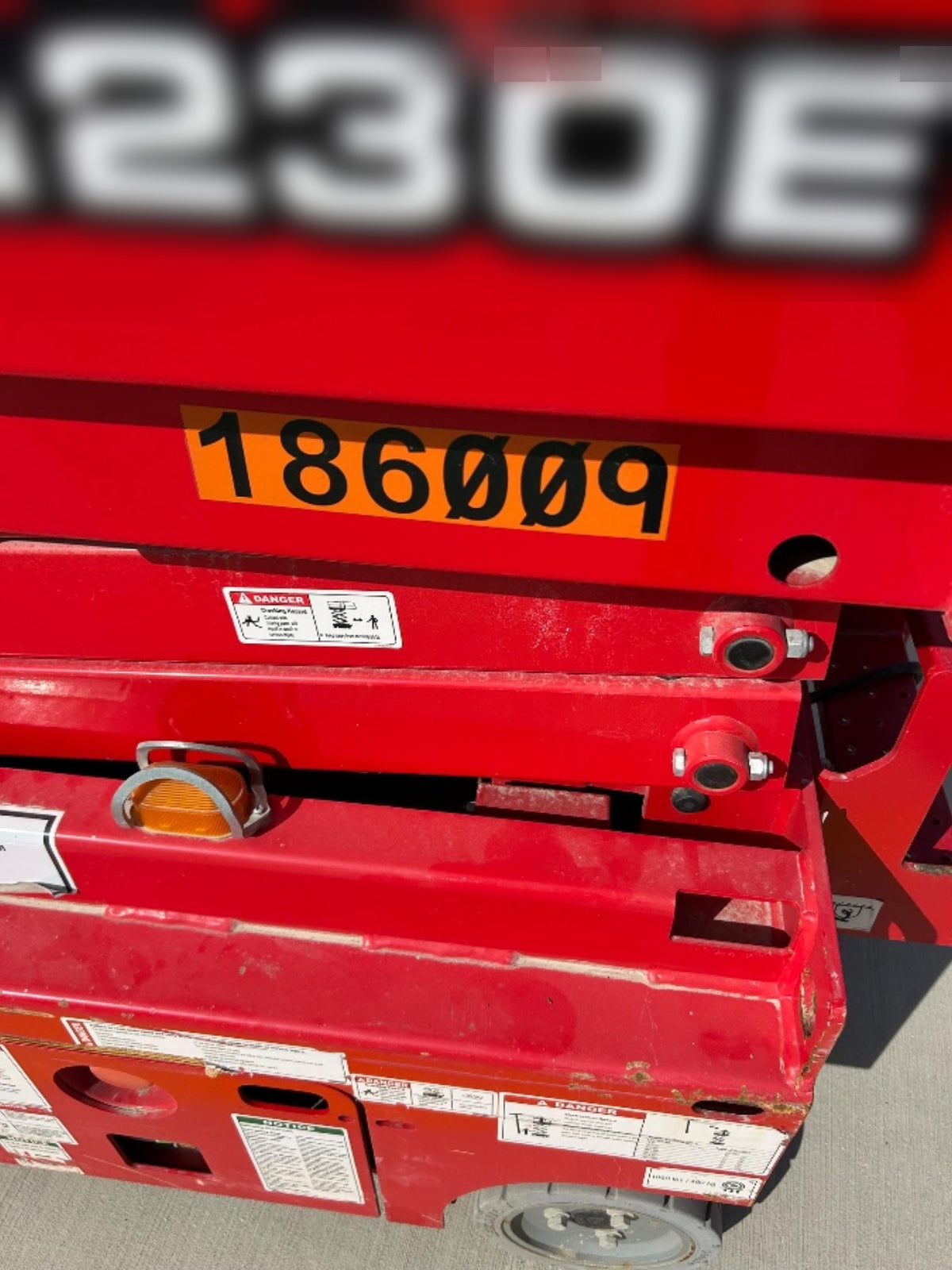 2021 LGMG SS1230E