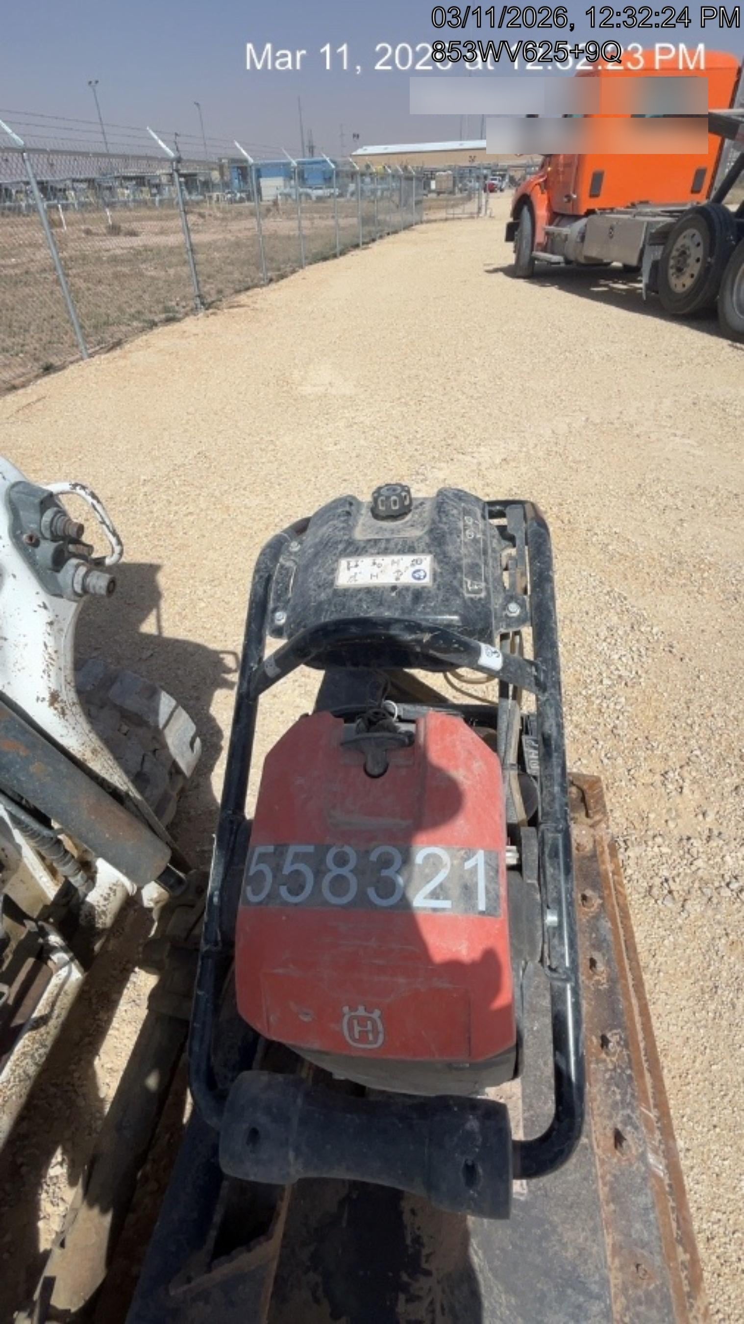 2025 HUSQVARNA LT6005