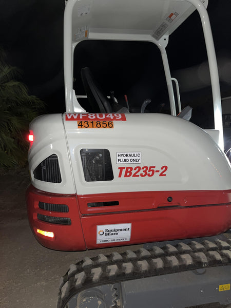 2024 TAKEUCHI TB235-2R