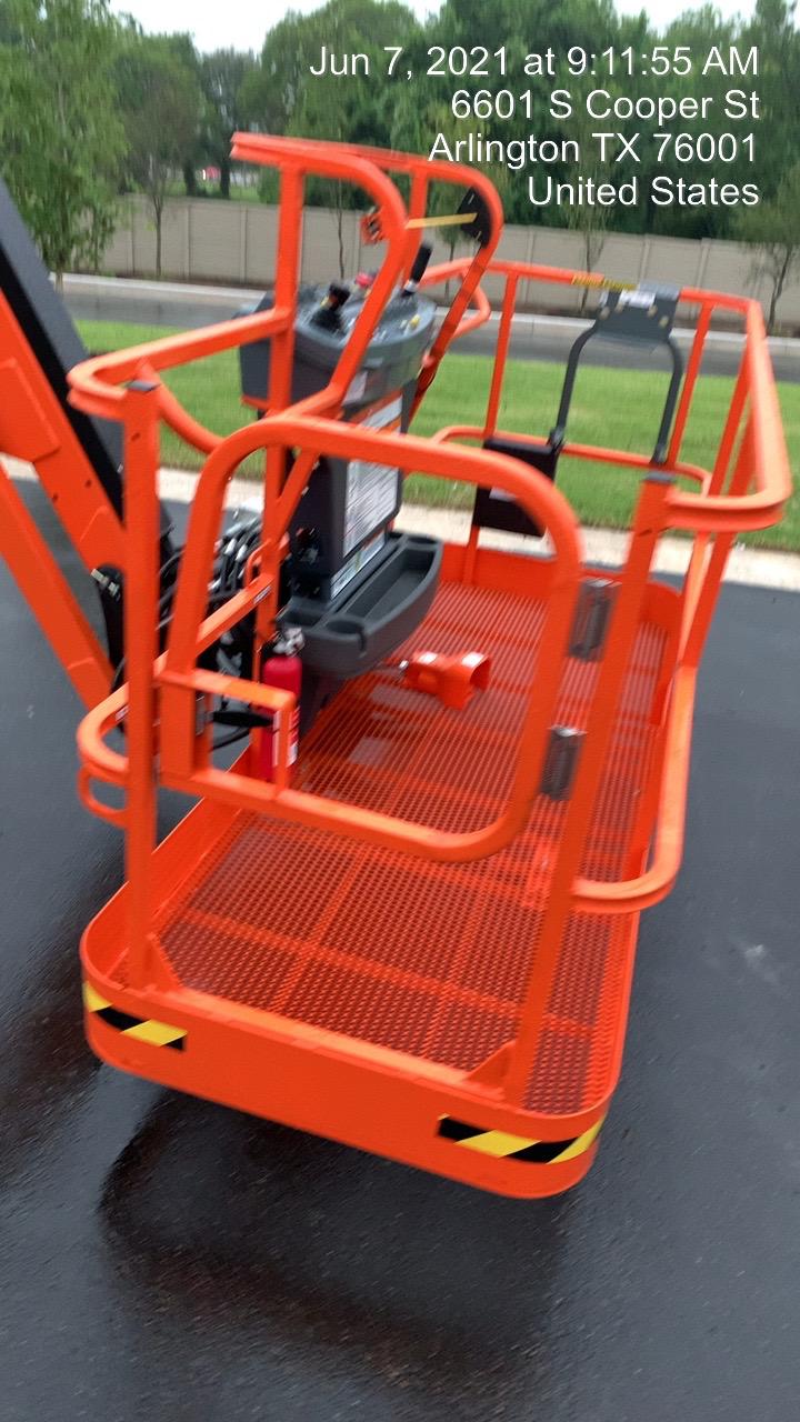 2021 JLG 660SJ