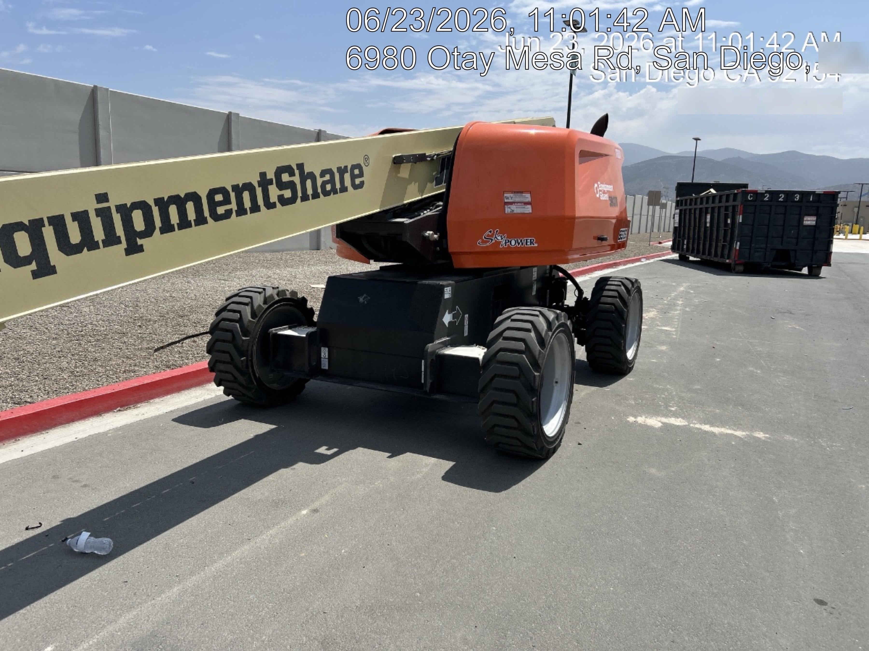 2025 JLG 660SJ