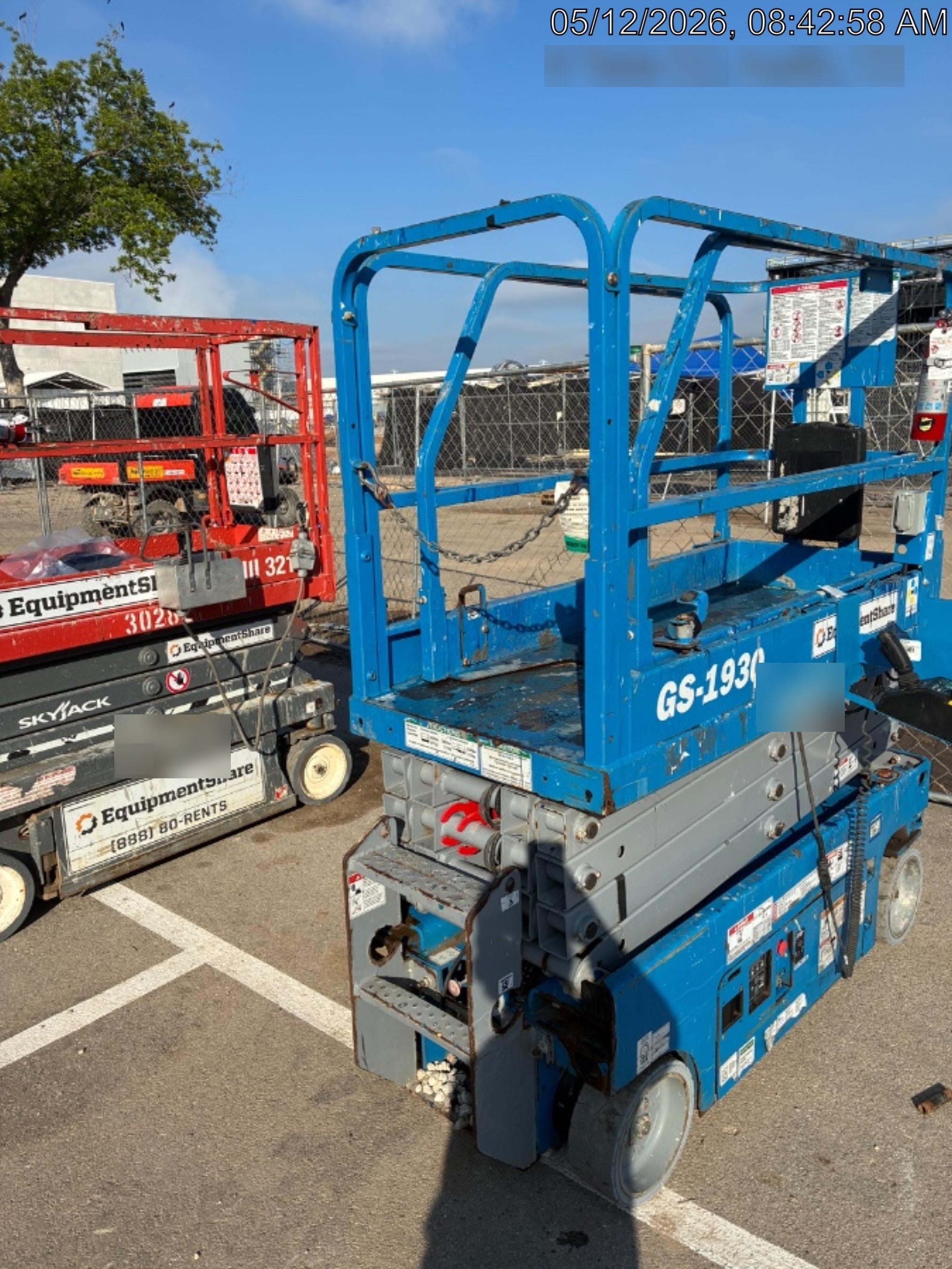 2019 Genie GS-1930 Fixed rails with chain Entry