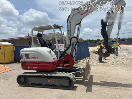 2025 TAKEUCHI TB250-2R