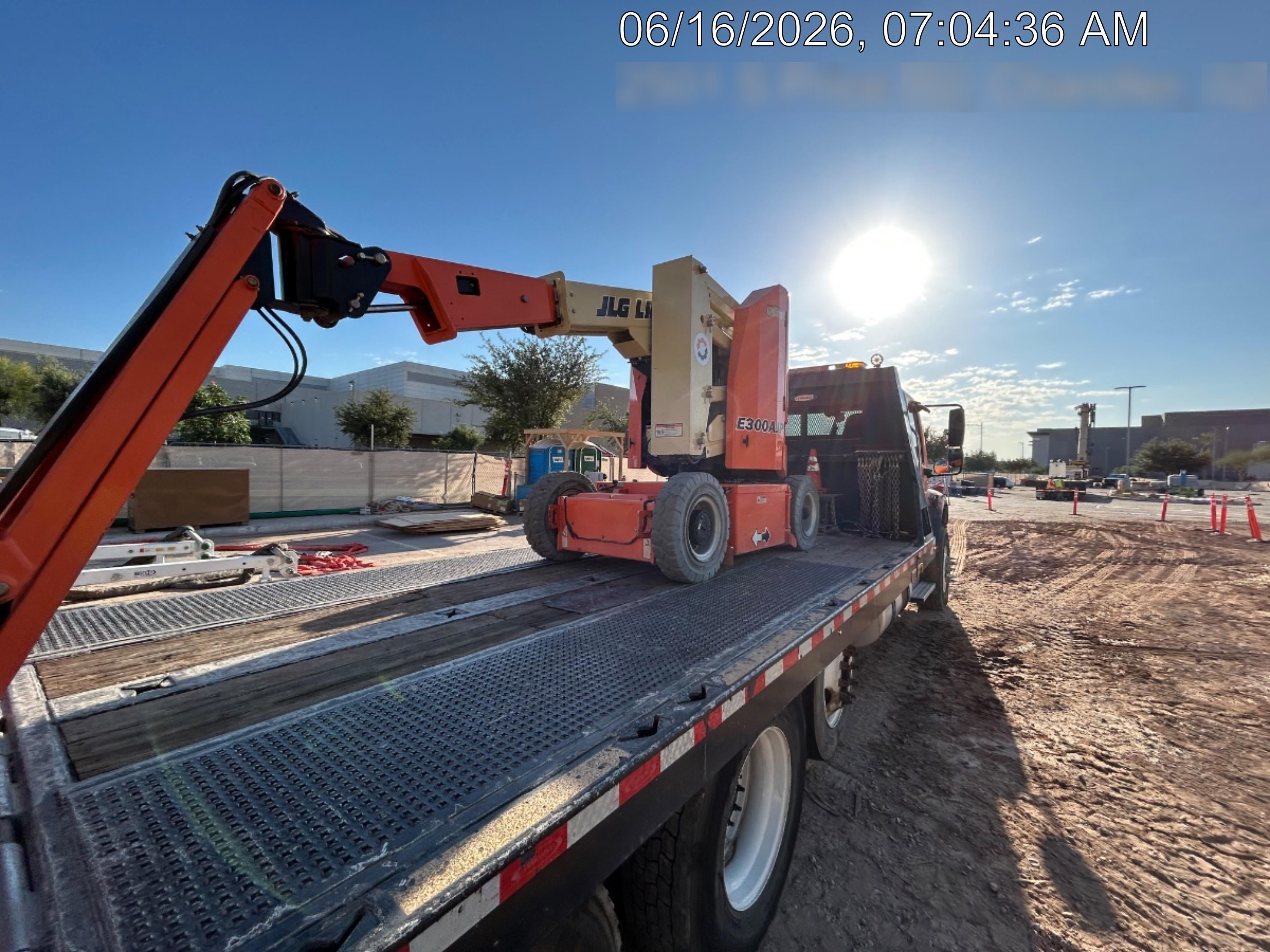 2019 JLG E300AJP