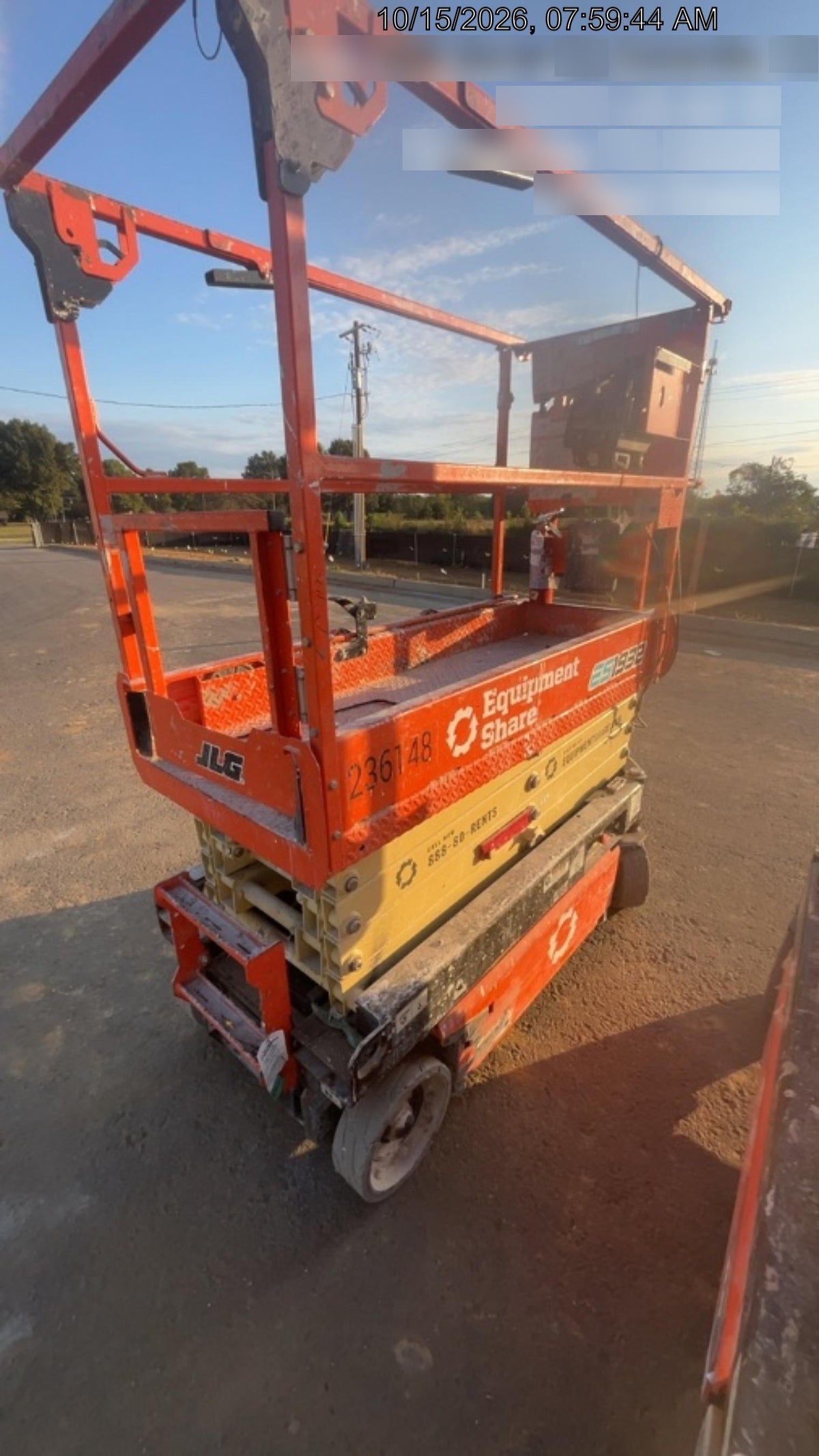 2022 JLG ES1932