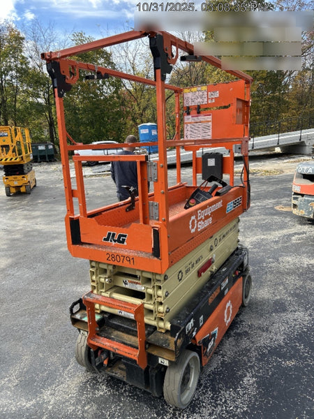 2022 JLG ES1932