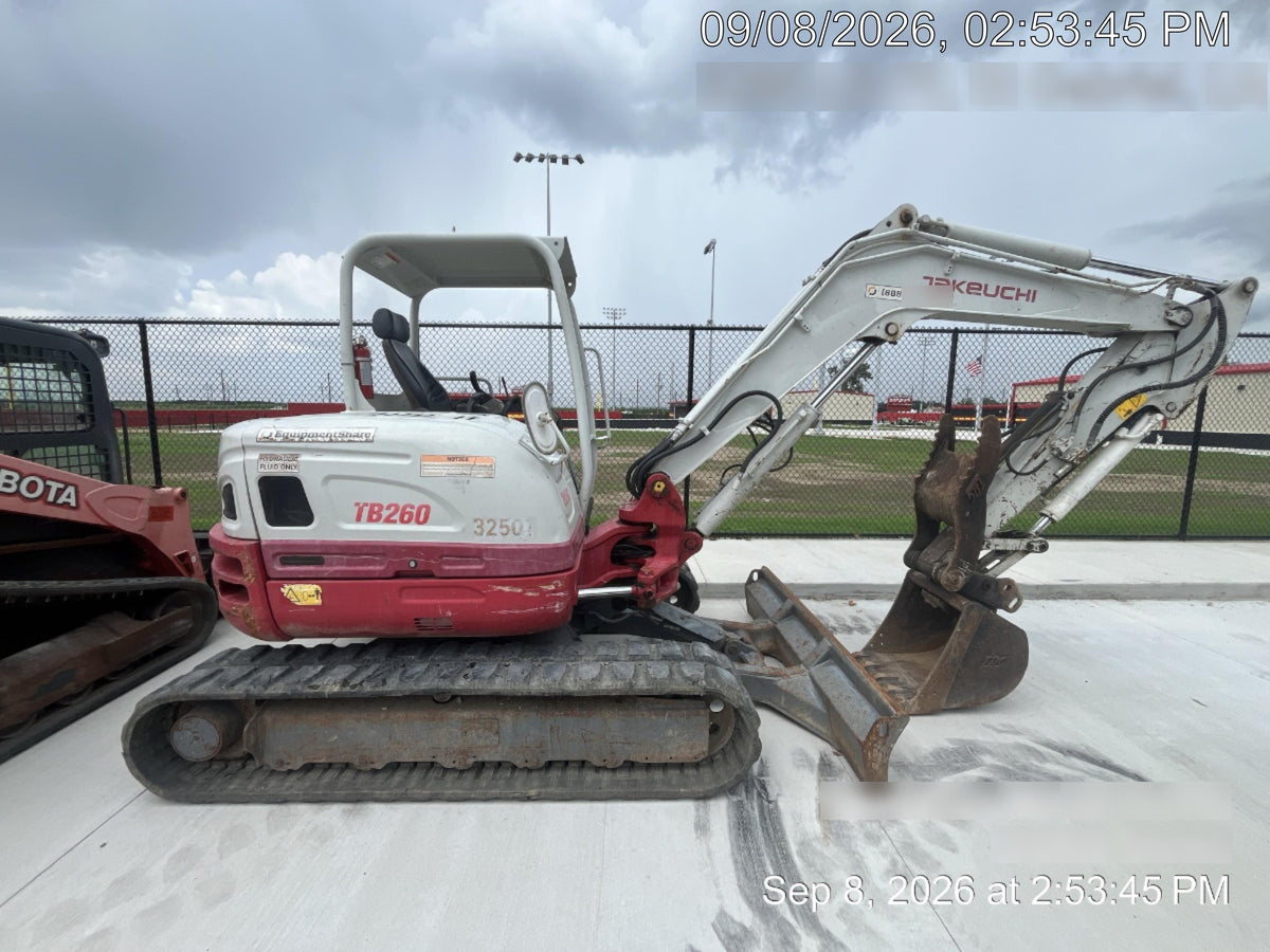 2019 TAKEUCHI TB260